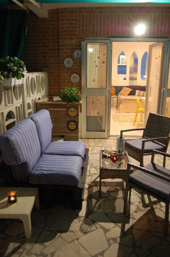 Ferienwohnung La Casa Sulla Spiaggia Nettuno Exterior foto