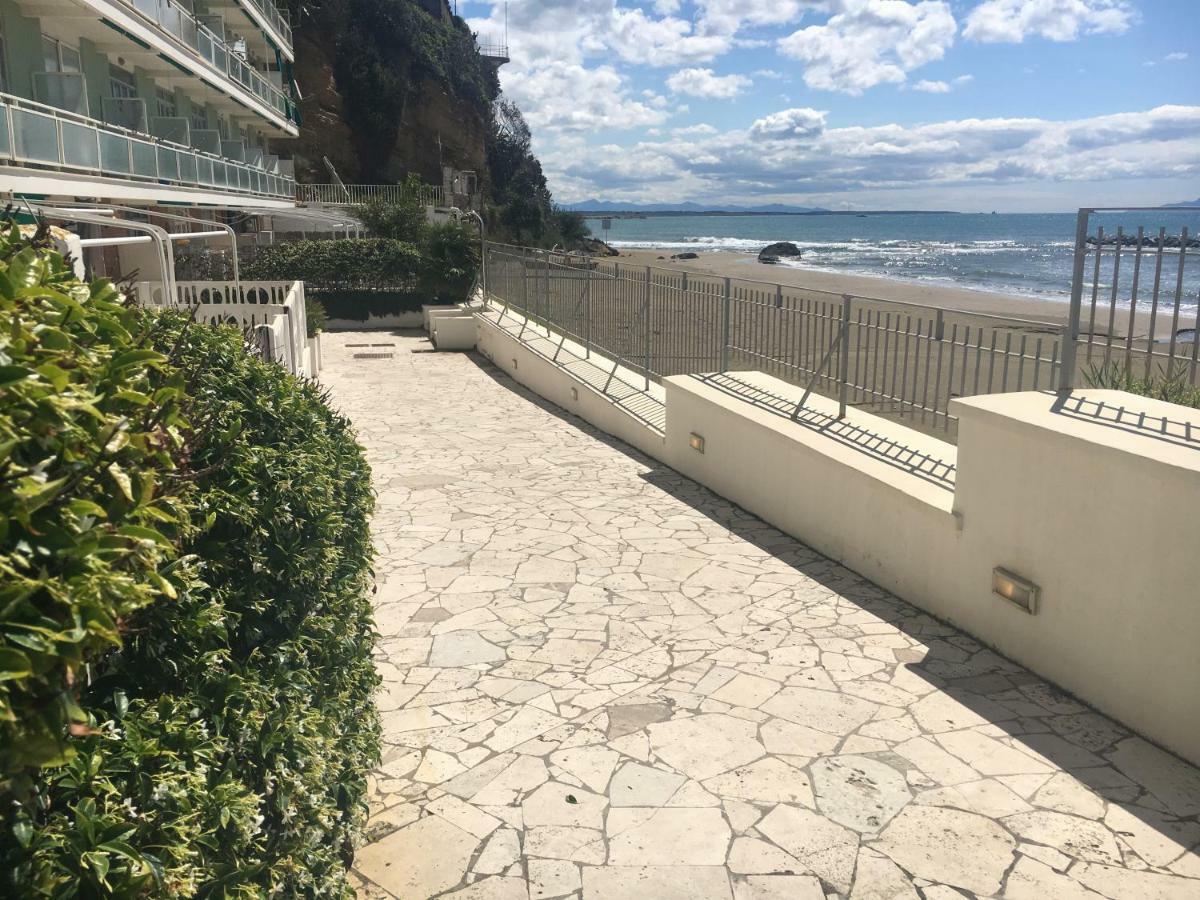 Ferienwohnung La Casa Sulla Spiaggia Nettuno Exterior foto